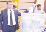 Genç nüfusun arıcılık yapmasını sağlıyoruz