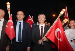 Gençler, bizim gözbebeğimiz