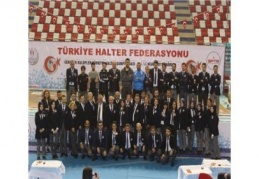 Gençler Kulüpler Türkiye Halter Şampiyonası sona erdi 