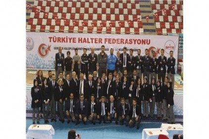 Gençler Kulüpler Türkiye Halter Şampiyonası sona erdi 