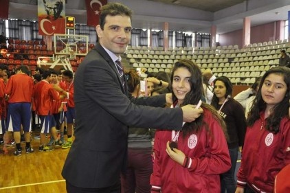 Gençlere Basketbol&#8217;da ödüller verildi