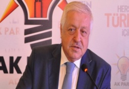 Gençlere ögüt ve nasihatlerde bulundu