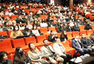 Gençlerimiz ne kadar donanımlı olursa, o kadar özgüvenli olur