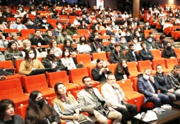 Gençlerimiz ne kadar donanımlı olursa, o kadar özgüvenli olur