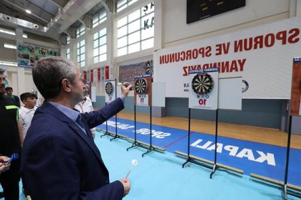 Gençlerimize önem veriyoruz