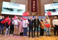 Gençlerimizi çok seviyoruz, onlar için yapamayacağımız şey yok