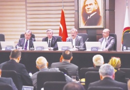 Gençlerimizin önünü açmazsak hedeflerimize ulaşamayız