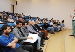 Gençlerin yüzde 40’ı sosyal medyayı eğlence amaçlı kullanıyor