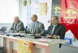 Gençlik konferansı düzenledi 