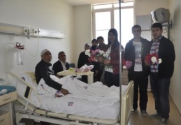 Gençlik Merkezi üyeleri, onkoloji hastalarının yanındaydı