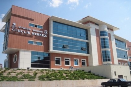 Gençlik Merkezi’nin tanıtımları sürüyor