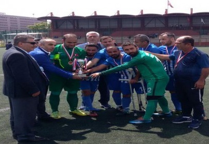 Gençlik ve Spor Ampute Futbol  Takımı kupasını şehrimize getirdiler