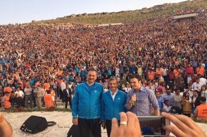 Gençlik Yürüyüşüne 50 bin kişi katıldı