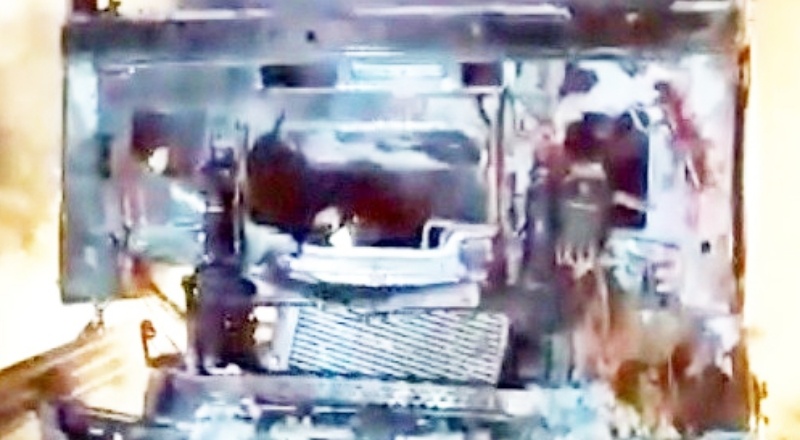 Geriye demir yığını kaldı