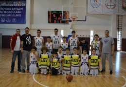 GKV Küçük Erkekler Basketbol Takımı Bölge Şampiyonu oldu 