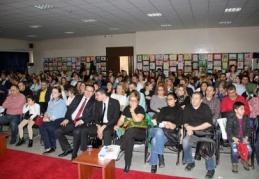 GKV Özel Okullarında izdihamı önlemek için noter huzurunda kayıt alındı