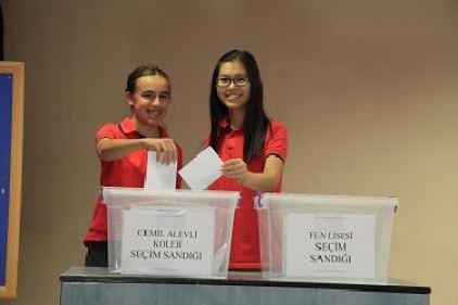 GKV&#8217;de sandık heyecanıÖğrenci meclisi seçimleri tamamlandı