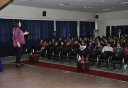 GKV’de Yeni Nesil Meslek Seçimi Paneli düzenlendi 