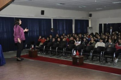 GKV’de Yeni Nesil Meslek Seçimi Paneli düzenlendi 