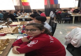 GKV’li Dila Baloğlu Satrançta dünya ikincisi 