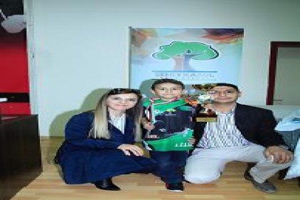 GKV&#8217;li minik satranç şampiyonunun hayali büyük