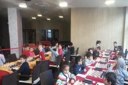 GKV&#8217;liler Kurtuluş Satranç Turnuvasından başarıyla döndü