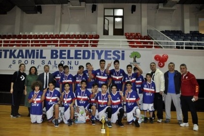 GKV&#8217;nin basketbol takımı üçüncü kez şampiyon