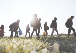 Göçmen vurgunu: Aralarında göç idaresi çalışanları, eski belediye başkanı ve bakanlık danış-manı da var