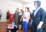 Gönüllülük karşılık beklemeden sevmek, sabretmek ve emek vermektir