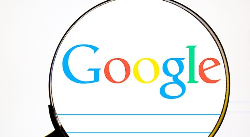 Google, arama motoruna karanlık mod özelliği geliyor
