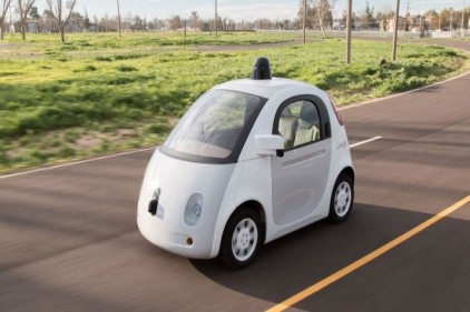 Google&#8217;ın sürücüsüz otomobili kaza yaptı