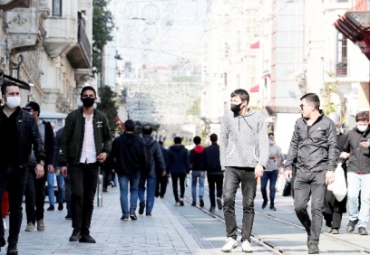 Gördüğümüz en büyük sağlık krizini yaşıyoruz, kısıtlamalar yeniden gündeme getirilmeli
