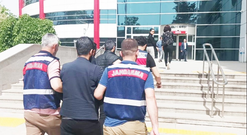 Gözaltına alınan eski HDP il başkanı serbest bırakıldı