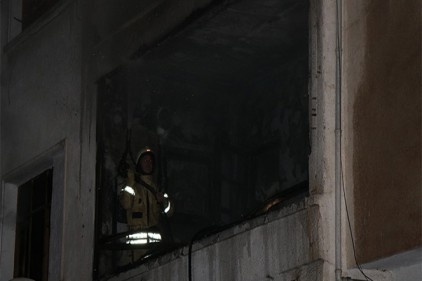 Gözüne biber gazı sıktı diye evini yaktı