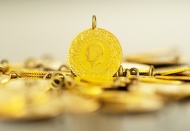 Gram 796, çeyrek altın 1302 liradan güne başladı