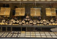 Gram altın dört hanelerde; 1000 TL'yi aştı