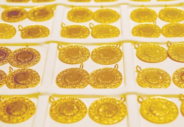 Gram altın güne 498 liradan başladı, çeyrek 815 lira