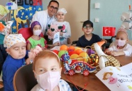 Güçlü babalara iyilik dolu hediyeler LÖSEV’de