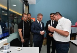 Gül, Ayakkabı Test Laboratuvarı’nı gezdi