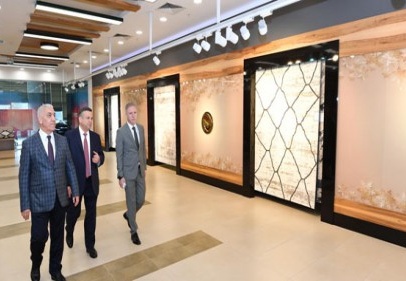 Gül, ihracat ve sosyal sorumluluk projeleri hakkında bilgi aldı