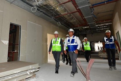 Gül, Şehir Hastanesi&#8217;nde incelemelerde bulundu