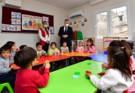 Gül, Yenişarka Köyü İlkokulu’nu ziyaret etti