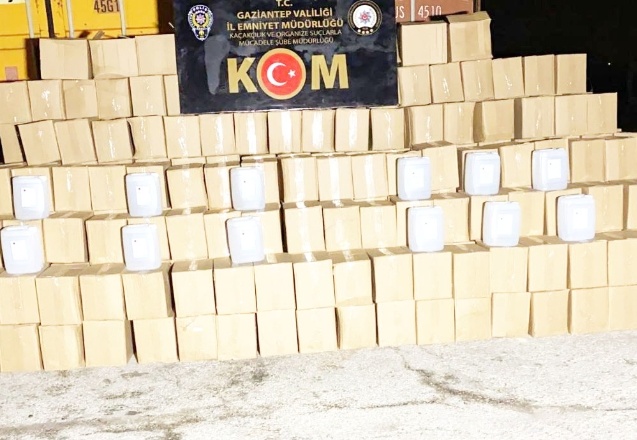 Gümrük kaçağı 2 bin 587 paket sigara ele geçirildi