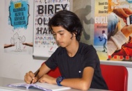 Günde 700 soru çözdü
