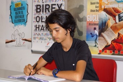 Günde 700 soru çözdü