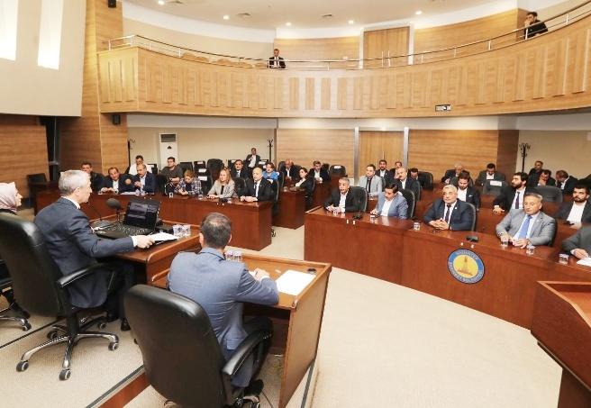 Gündeme alınan 13 maddenin 8’i İmar ve Bayındırlık Komisyonu’na havale edildi