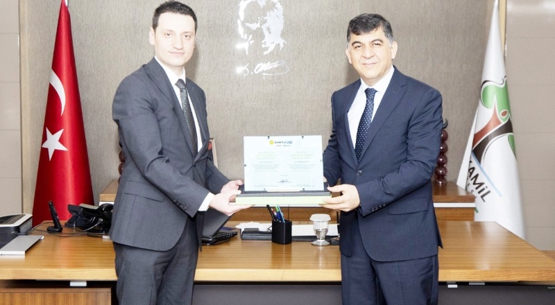 “Güneş enerji panelleriyle enerjisini üreten ilk belediye olmuştuk”
