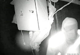 Güneş paneli hırsızları 4 denemede de başarılı olamadı