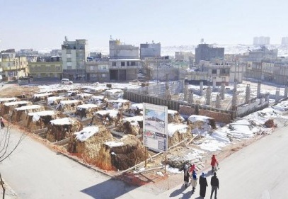 Güneş Semt Pazarı'nın inşaatı sürüyor