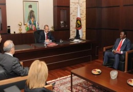 Güney Afrika Cumhuriyeti ile dış ticaret hacmimiz 2,1 milyar dolar seviyesinde